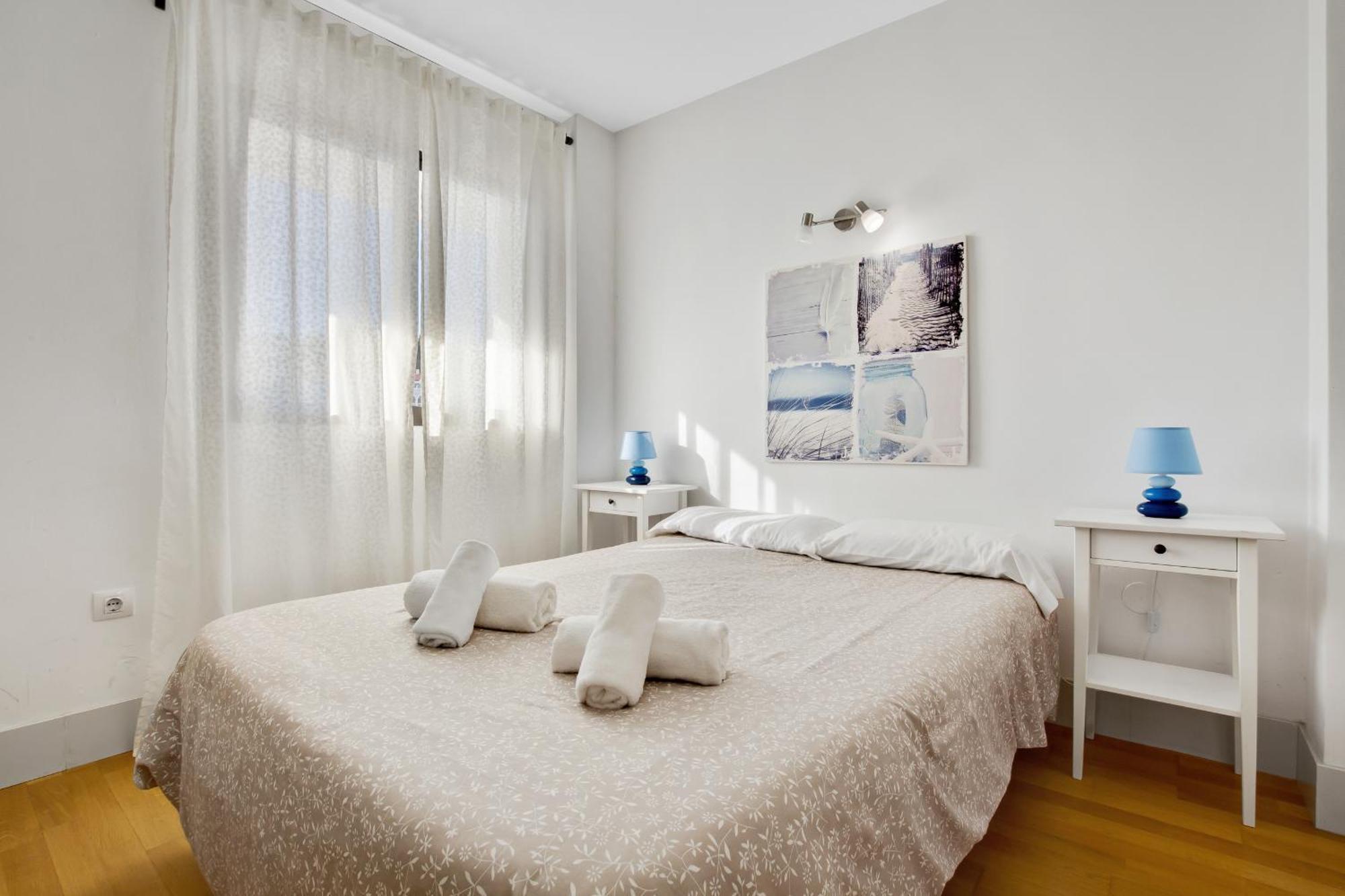 Carihuela Playa By Ivi Real Estate Appartement Torremolinos Buitenkant foto