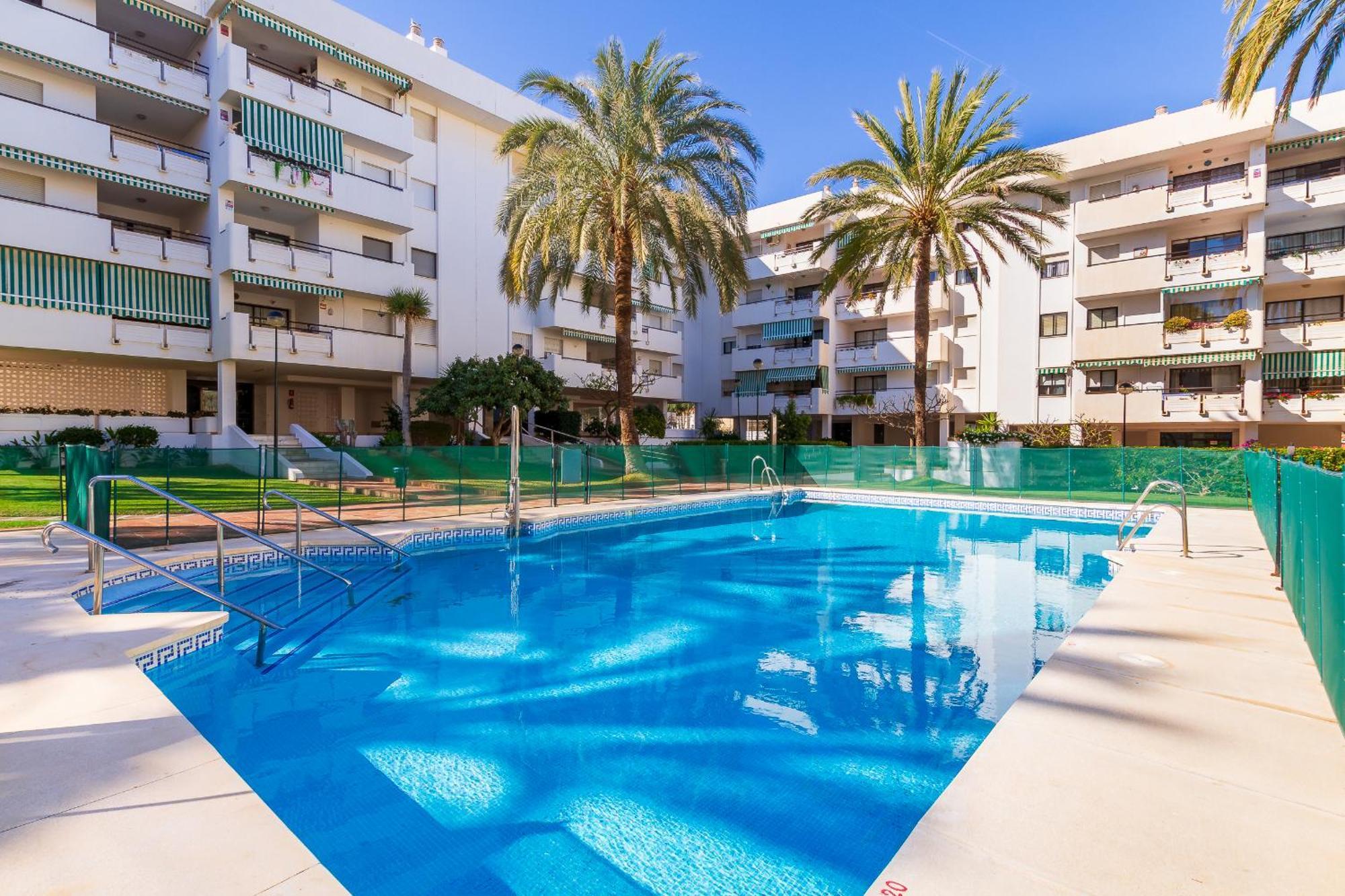 Carihuela Playa By Ivi Real Estate Appartement Torremolinos Buitenkant foto